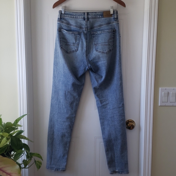 American Eagle Mom Jeans - Stretch Size 2 - Picture 3 of 6